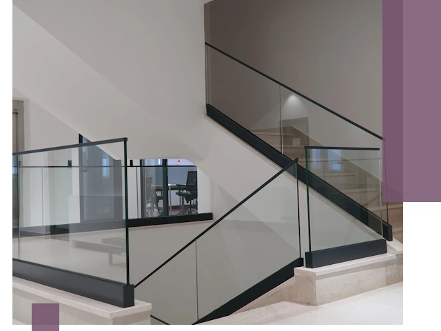 Стеклянные перила премиум-класса с установкой в Шумерле