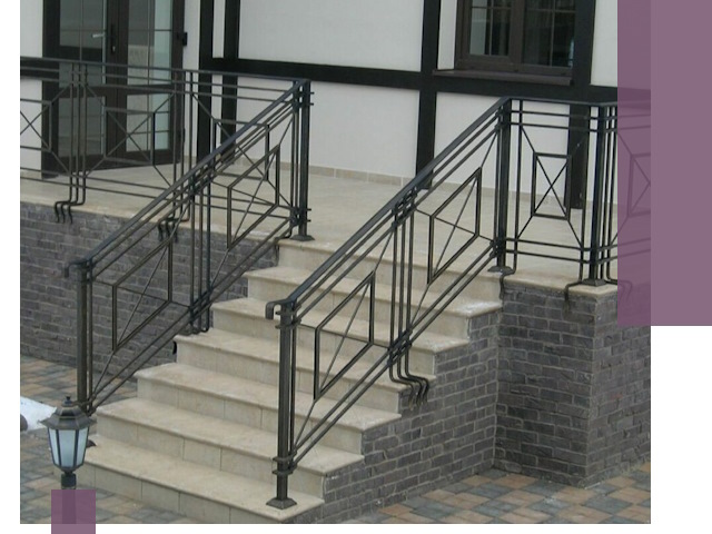 Перила для крыльца в Шумерле — монтаж, изготовление и установка