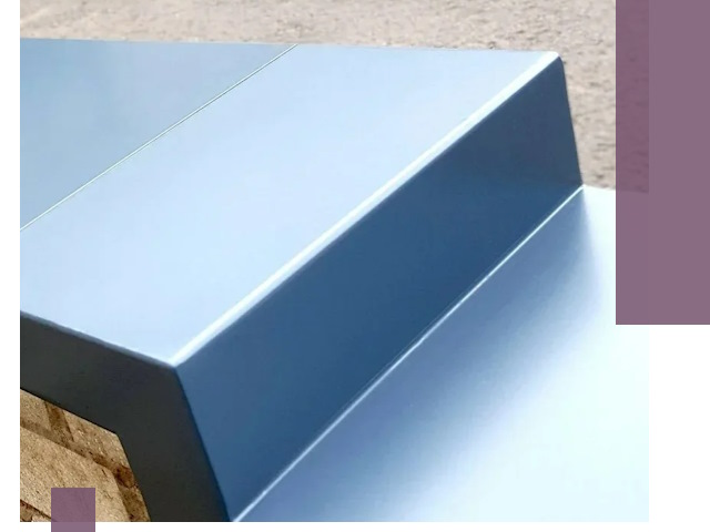 Крышки на парапет в Шумерле: изготовление и монтаж под ключ